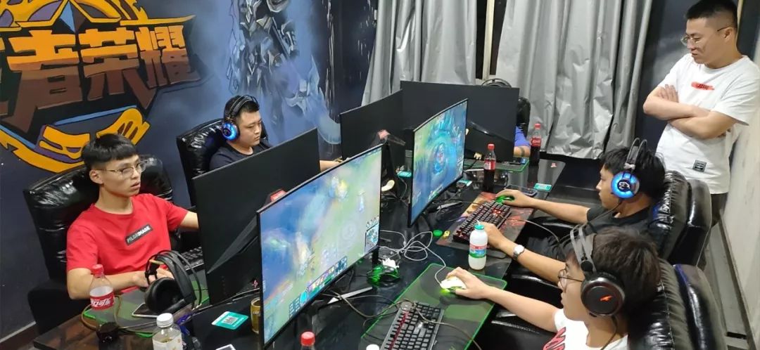 守强队的较 守强队的较