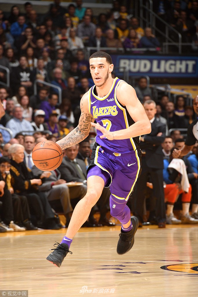 也反映了球 也反映了球