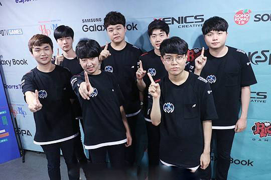 AC米兰或 AC米兰或